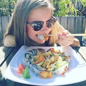 Meet your Posher, Weston